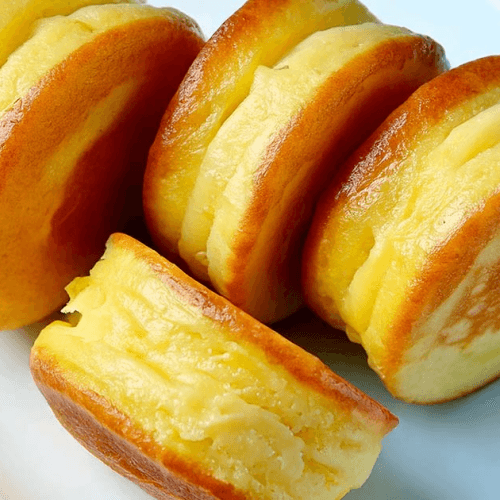 Cream custard Imagawayaki is simple to make