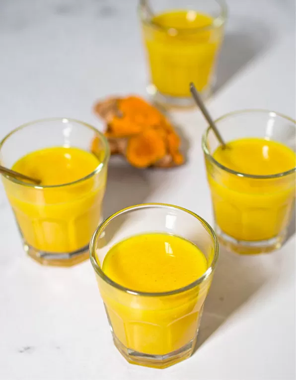 Simple turmeric shots for healthy morning