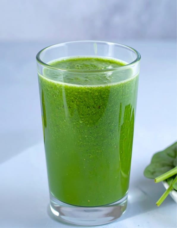 Spinach Cucumber Juice with lemon and ginger
