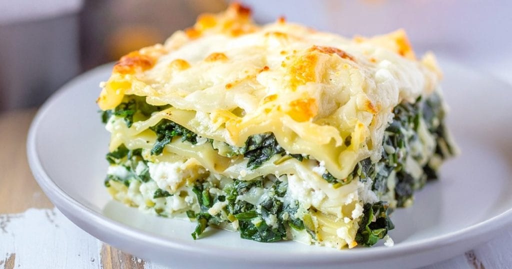 Simple lasagna with artichoke and spinach