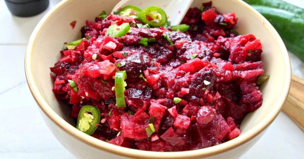Quick and easy cranberry salsa with chopped jalapenos