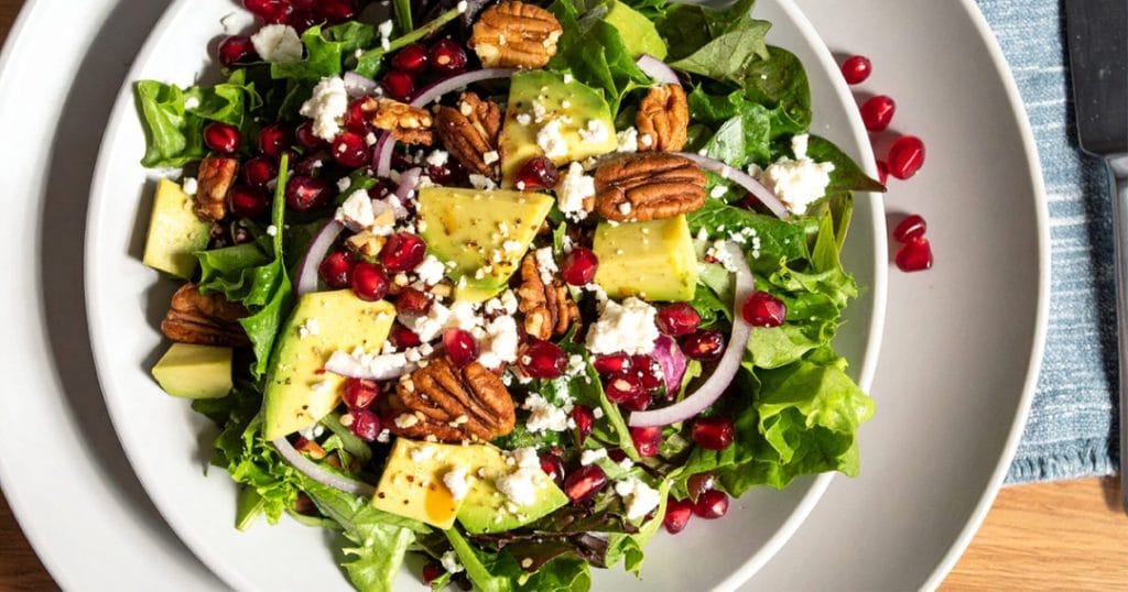 Healthy and easy Pomegranate Salad with avocado